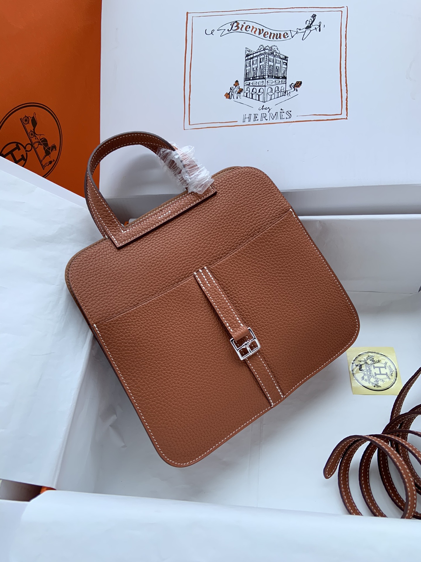 Hermes Halzan 25 Handbag Shoulder Bag In Brown Clemence Leather